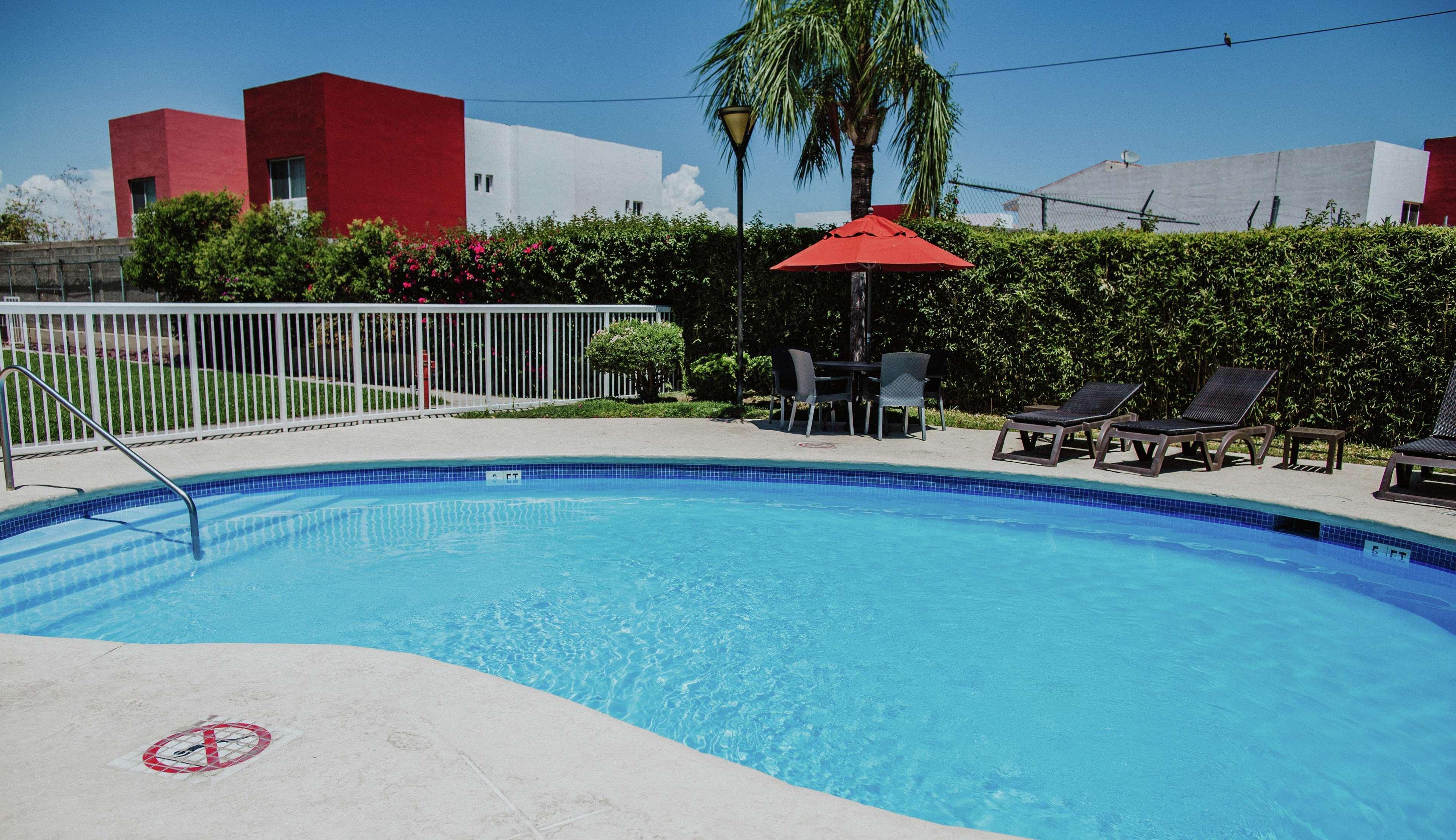 Hotel Hampton Airport-galerias